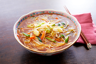 ネギもやし炒めのあんかけラーメン